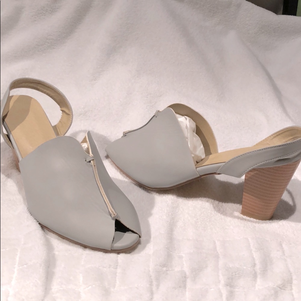 Women’s Elegant Peep-toe Sandals
